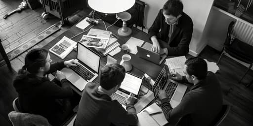 Equipe da Evo Tech trabalhando no escritório em Brasília